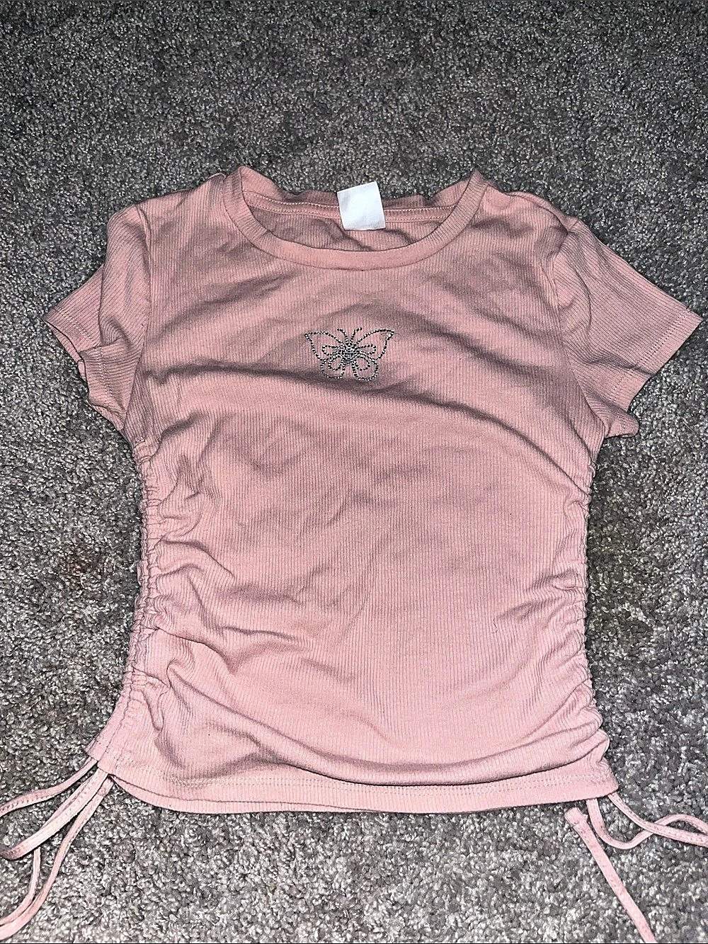 No Boundaries Butterfly Ruched Side Tie Tee in Pink Size XS (11) Like New